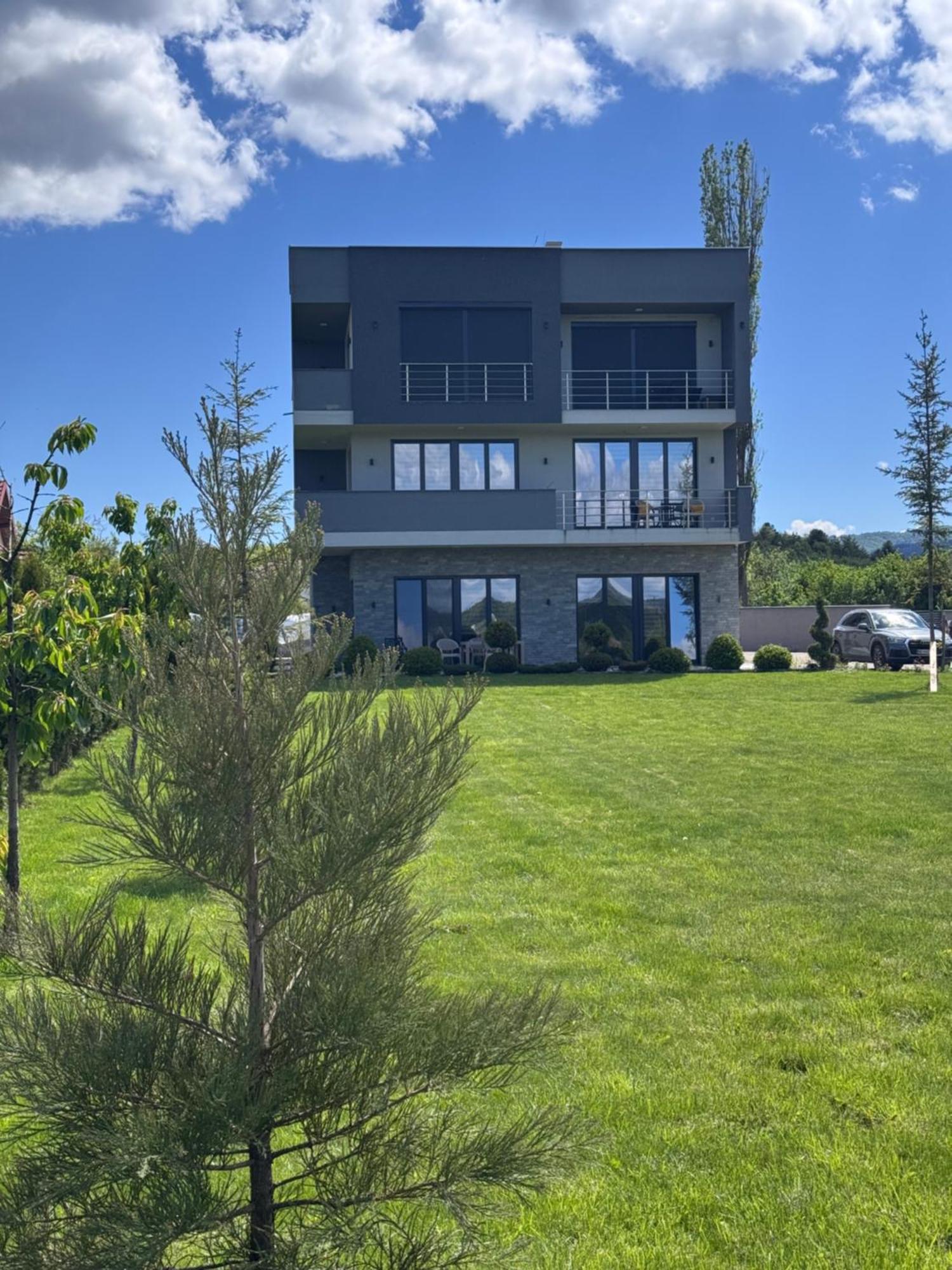 Papa Apartments Berovo Exterior photo